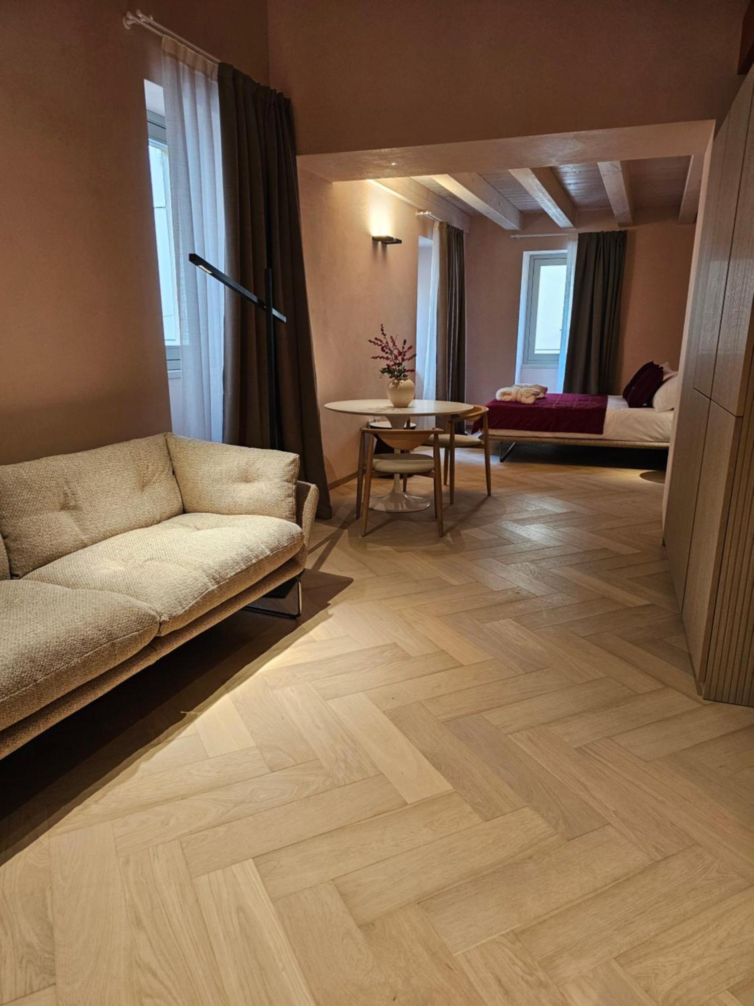 Апартаменти Palazzo Ciopeta - Italian Excellence Верона Номер фото
